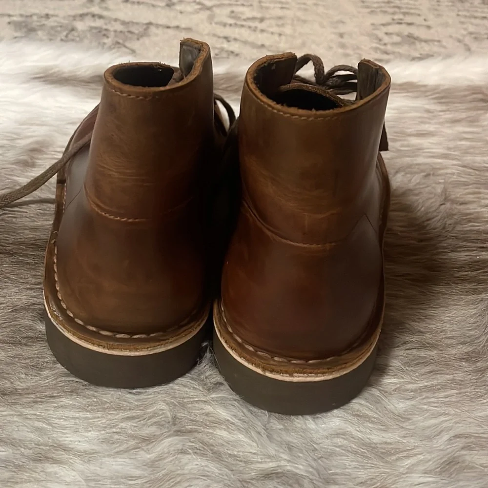 Clark's Originals beeswax Desert Boot Men's 9.5M great shape